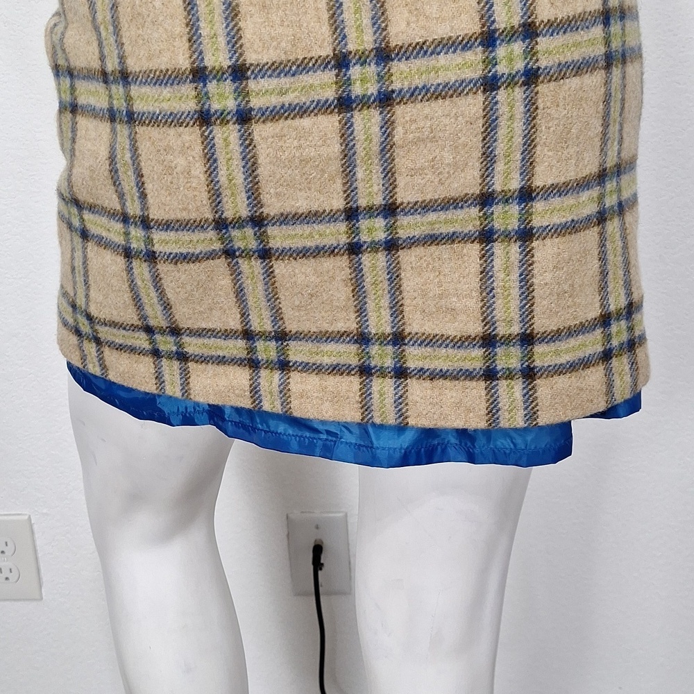 Boden Beige Plaid Wool-Blend A-Line Skirt with Navy Trim - Picture 8 of 12